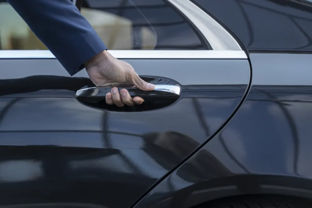 Mise à disposition avec chauffeur Eleven Limousines
